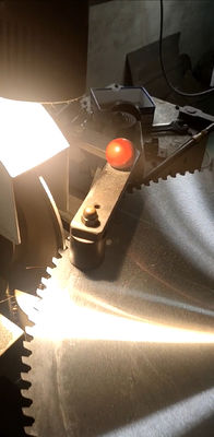 Yüksek hassasiyetli CNC fonksiyonu Dairesel soğuk testere ekipmanları Odun işleme