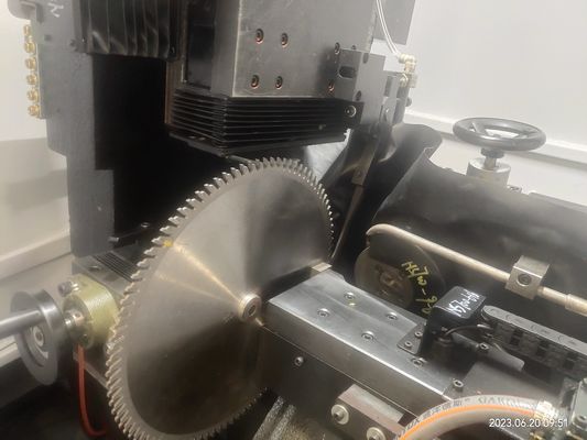 CNC TCT Yüksek hassasiyetli profesyonel testere bıçağı keskinleştirme makinesi